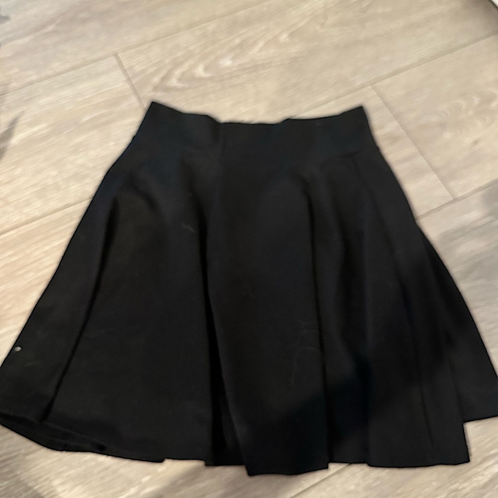 Forever 21 skater Skirt size small gently used